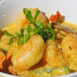 Nice 'n Spicy Saucy Seafood Curry - Image 3